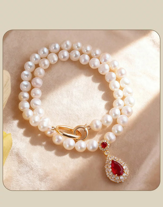 Freshwater pearl necklace with luxurious imitation ruby