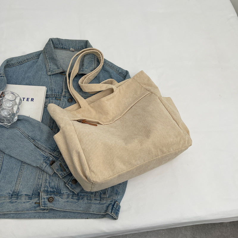 Stylish And Casual Women's Tote Bag With Large Capacity And Unique Design