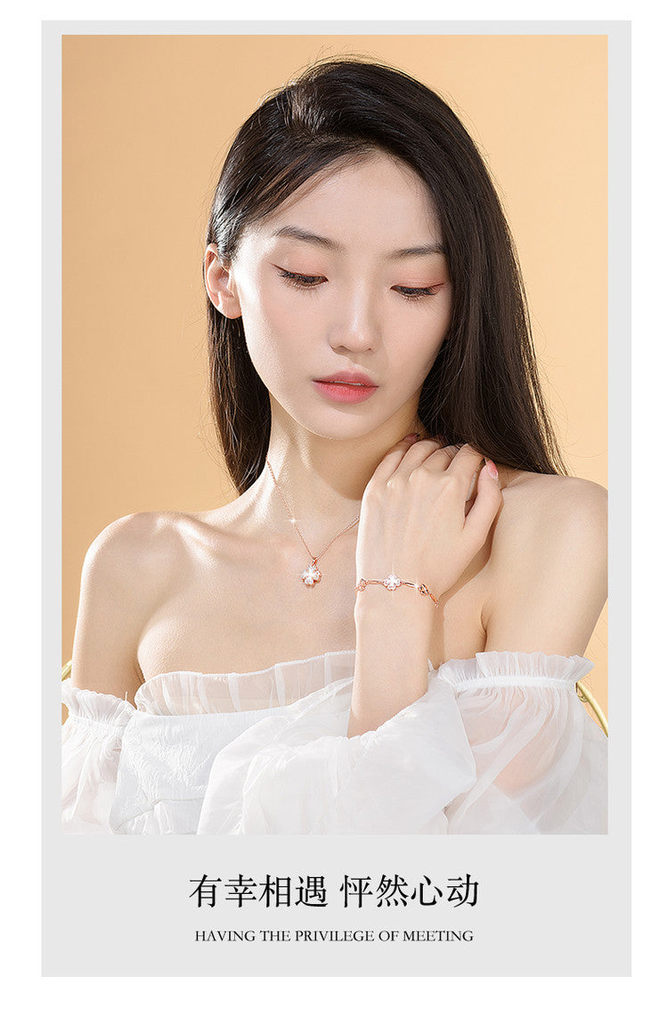 Rantai leher gelang berlian